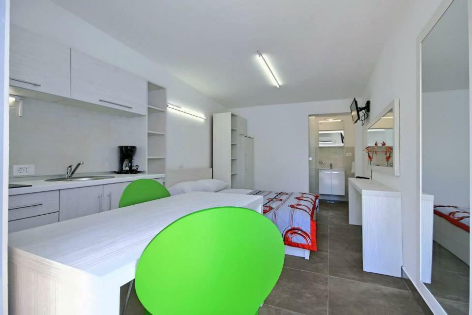 Apartmani Elio Umag Exterior photo